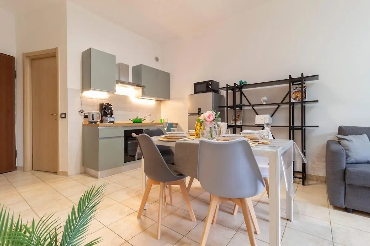Διαμέρισμα Luxapartment - Park View - Patio - Parking Μιλάνο